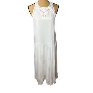 Maxi Bohemian Tiered White Halter Dress Size M Crocheted Boho Beach New Pockets